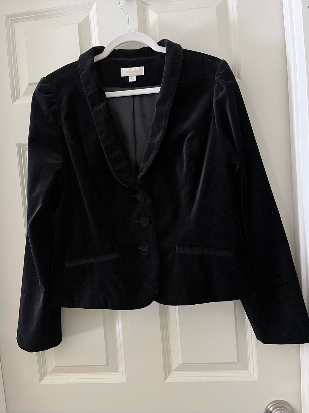 Erin Fetherston Target Black Velvet
Blazer Puff shoulder  preppy holiday classic